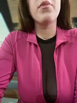 MommmyYummy online show from February 2026 09:53:01 AM