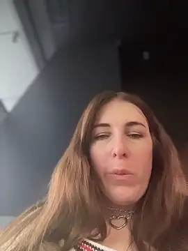 MommmyYummy online show from February 2026 01:40:02 PM