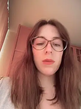 MommmyYummy online show from April 2026 11:49:02 AM