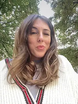 MommmyYummy online show from September 2025 12:22:01 PM