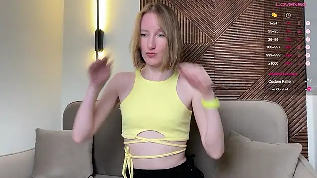 MonikaBos online show from December 2025 09:36:02 PM