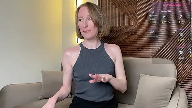 Snapshot of MonikaBos chatting on July 2026 09:56:02 PM MonikaBos online show from July 2026 09:56:02 PM