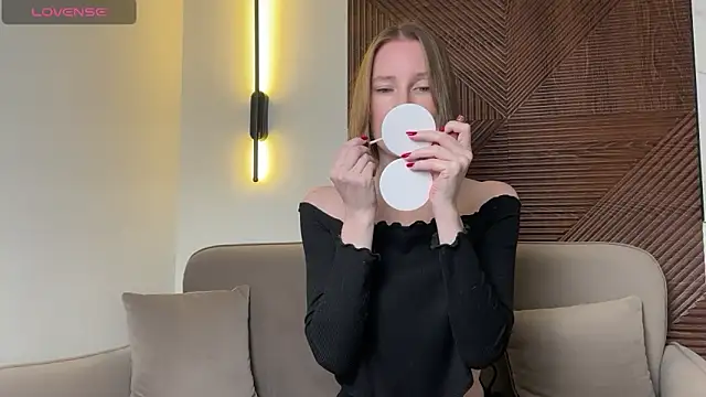 MonikaBos online show from February 2026 08:41:02 PM