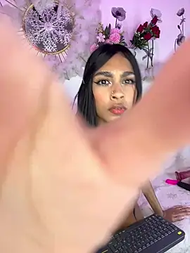EmmaDuque online show from May 2026 10:47:02 PM