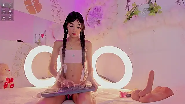 EmmaDuque online show from November 2025 06:51:02 PM