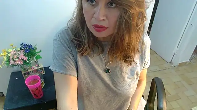 Snapshot of isabellacen chatting on March 2025 03:19:01 AM isabellacen online show from March 2025 03:19:01 AM