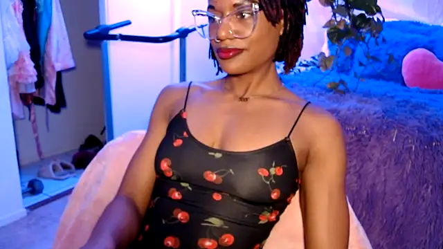 CocoSage online show from March 2026 06:43:02 AM