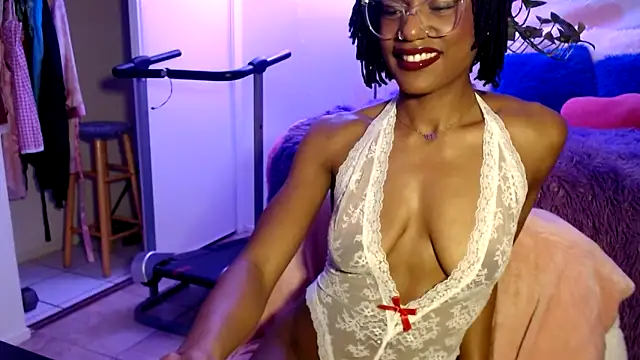 CocoSage online show from November 2025 08:04:01 AM