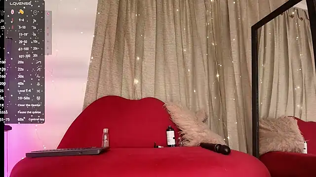 Natasha Wilde  online show from April 2026 12:27:01 AM