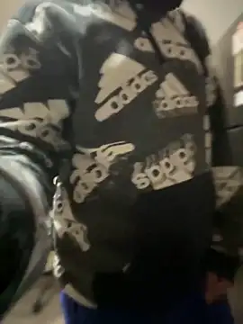 Snapshot of 4kUsh2Fashion0 chatting on March 2025 07:06:02 PM 4kUsh2Fashion0 online show from March 2025 07:06:02 PM