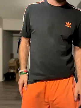 Snapshot of 4kUsh2Fashion0 chatting on October 2025 12:39:01 PM 4kUsh2Fashion0 online show from October 2025 12:39:01 PM