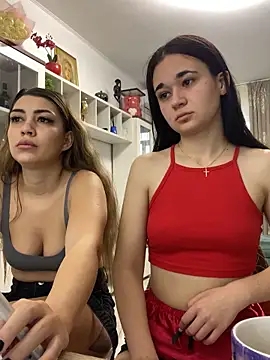 EveEvian online show from October 2025 08:48:01 AM