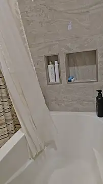 bigdeal698 online show from January 2026 02:18:02 AM