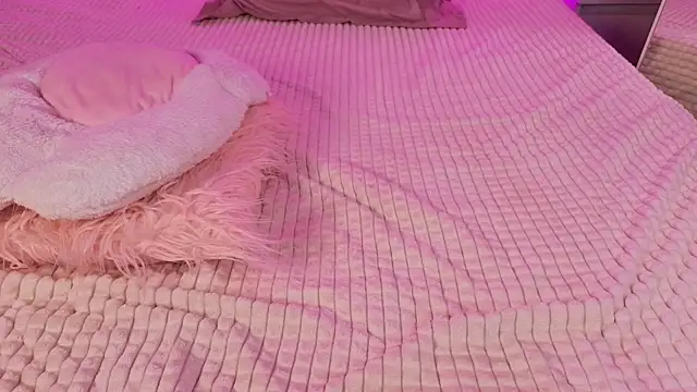 Snapshot of laney_vil chatting on December 2024 10:28:02 PM laney vil online show from December 2024 10:28:02 PM