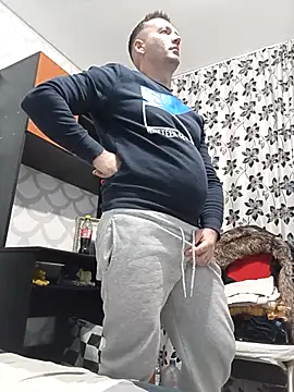 Snapshot of florin421 chatting on February 2026 10:28:01 AM florin421 online show from February 2026 10:28:01 AM