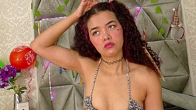 Angela lovee online show from October 2025 12:38:02 PM