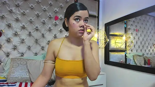 Snapshot of Angela_lovee chatting on February 2026 12:49:01 PM Angela lovee online show from February 2026 12:49:01 PM