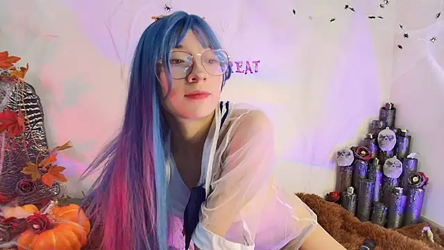 Cloe Leee online show from October 2025 05:21:01 AM
