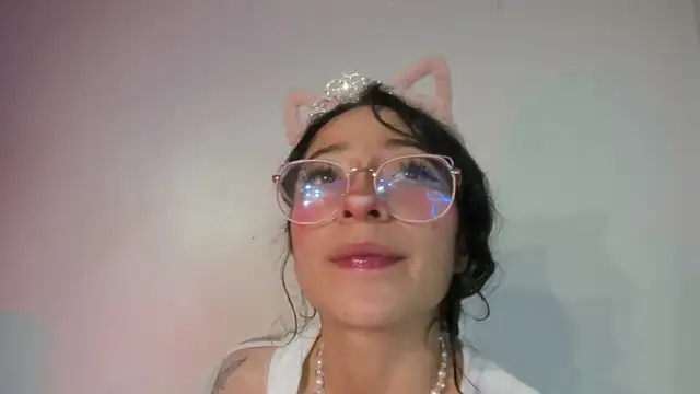 Cloe Leee online show from March 2025 08:33:02 AM