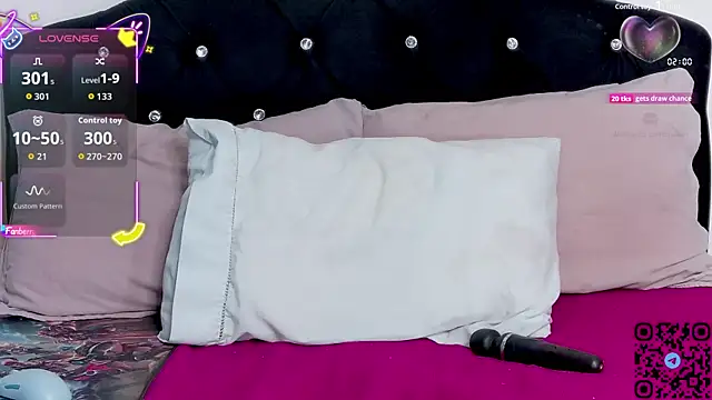 Snapshot of nonawhitemm chatting on November 2025 12:47:02 AM nonawhitemm online show from November 2025 12:47:02 AM