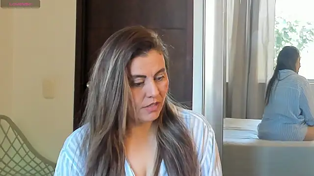 Snapshot of V_monse chatting on July 2026 02:50:02 PM V monse online show from July 2026 02:50:02 PM