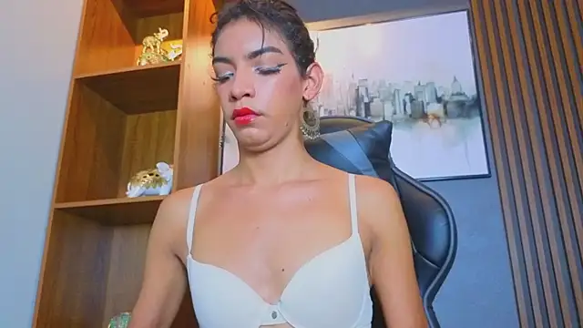 Snapshot of Alahia_Rodriguez chatting on May 2026 07:50:01 PM Alahia Rodriguez online show from May 2026 07:50:01 PM