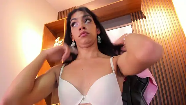 Alahia Rodriguez online show from January 2026 02:23:01 PM