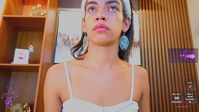 Snapshot of Alahia_Rodriguez chatting on July 2026 12:48:01 PM Alahia Rodriguez online show from July 2026 12:48:01 PM