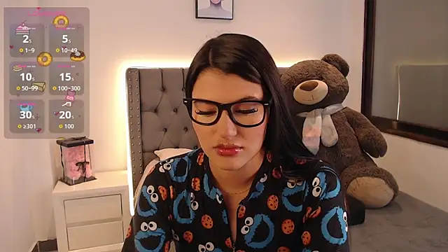 Nicols66 online show from April 2026 09:41:02 PM