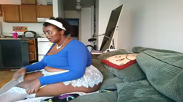 SiminFox online show from November 2025 02:17:01 PM