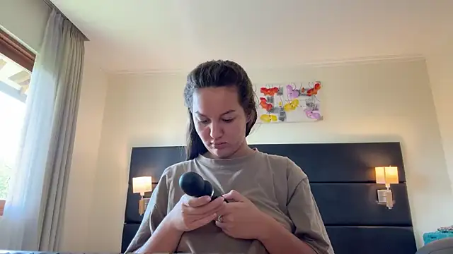 Nelly Fischer online show from December 2025 05:51:01 AM