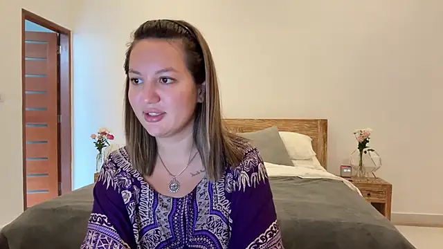 Nelly Fischer online show from September 2025 01:01:02 AM