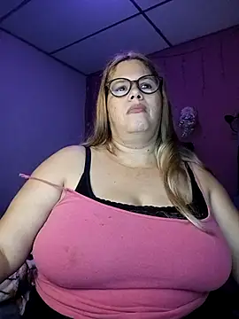 EllisW8 online show from September 2025 11:35:02 AM