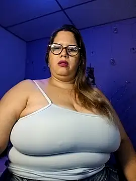 EllisW8 online show from November 2025 10:26:01 AM