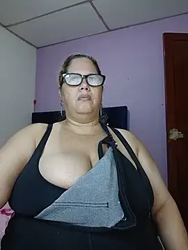 EllisW8 online show from May 2026 10:33:02 AM