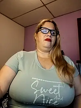 EllisW8 online show from April 2026 11:07:02 AM