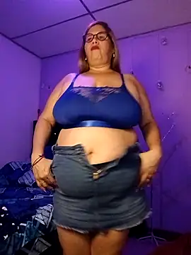 EllisW8 online show from November 2025 08:40:01 AM