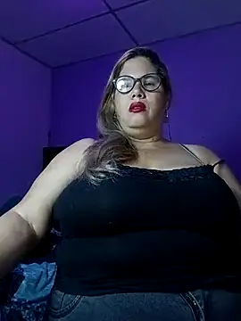 EllisW8 online show from November 2025 11:13:02 AM