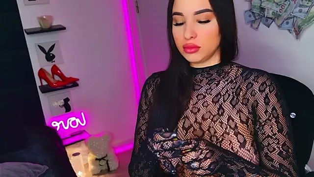 Snapshot of MissAmeliaa chatting on May 2026 11:40:01 AM MissAmeliaa online show from May 2026 11:40:01 AM
