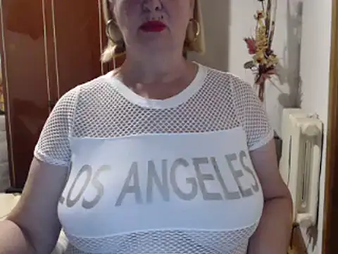 Secretfox online show from September 2025 09:12:02 AM