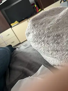 Aronn4 online show from February 2026 11:18:01 AM