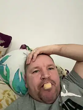 Aronn4 online show from January 2025 03:43:01 PM