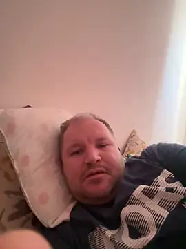 Aronn4 online show from February 2025 11:17:01 AM
