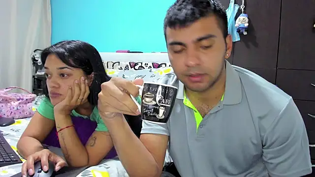 2ScarletandRyan8 online show from April 2026 10:00:02 AM