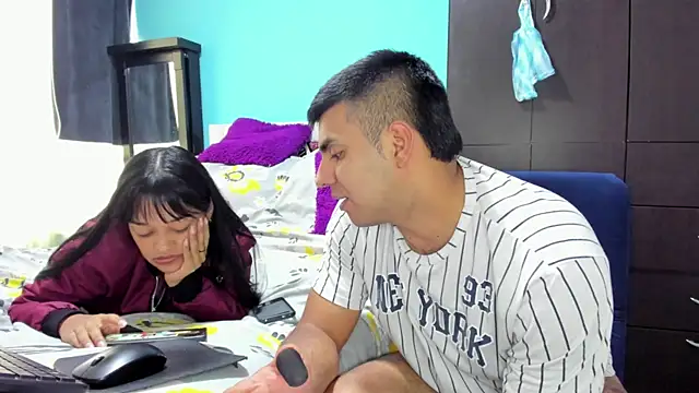 2ScarletandRyan8 online show from November 2025 01:12:01 PM