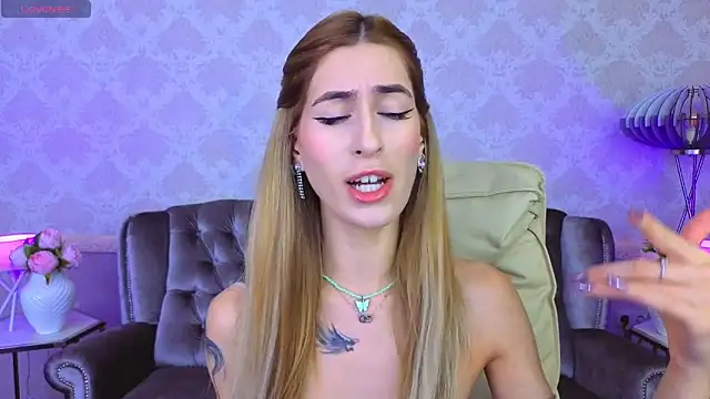 Snapshot of Sexy_Lava chatting on October 2025 06:14:02 AM Sexy Lava online show from October 2025 06:14:02 AM