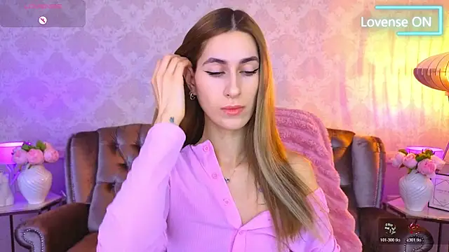 Sexy Lava online show from November 2025 06:56:02 AM