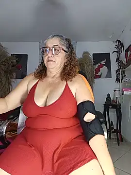 evelin hott online show from June 2026 03:00:01 AM