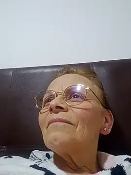 asleycavta online show from October 2025 02:26:01 AM