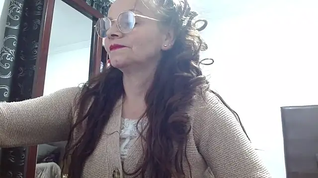 asleycavta online show from November 2025 04:50:01 AM